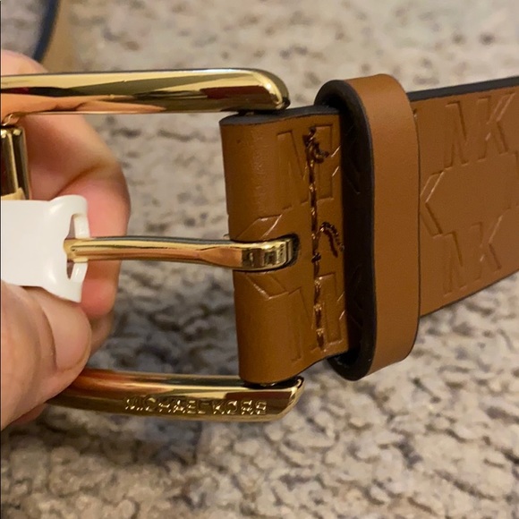 LARGE Michael Kors brown belt - Picture 2 of 3